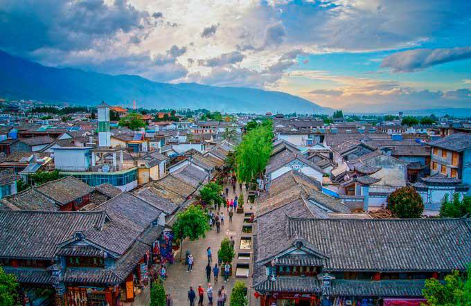 最近想去云南旅游，怎么安排才划算又方便？